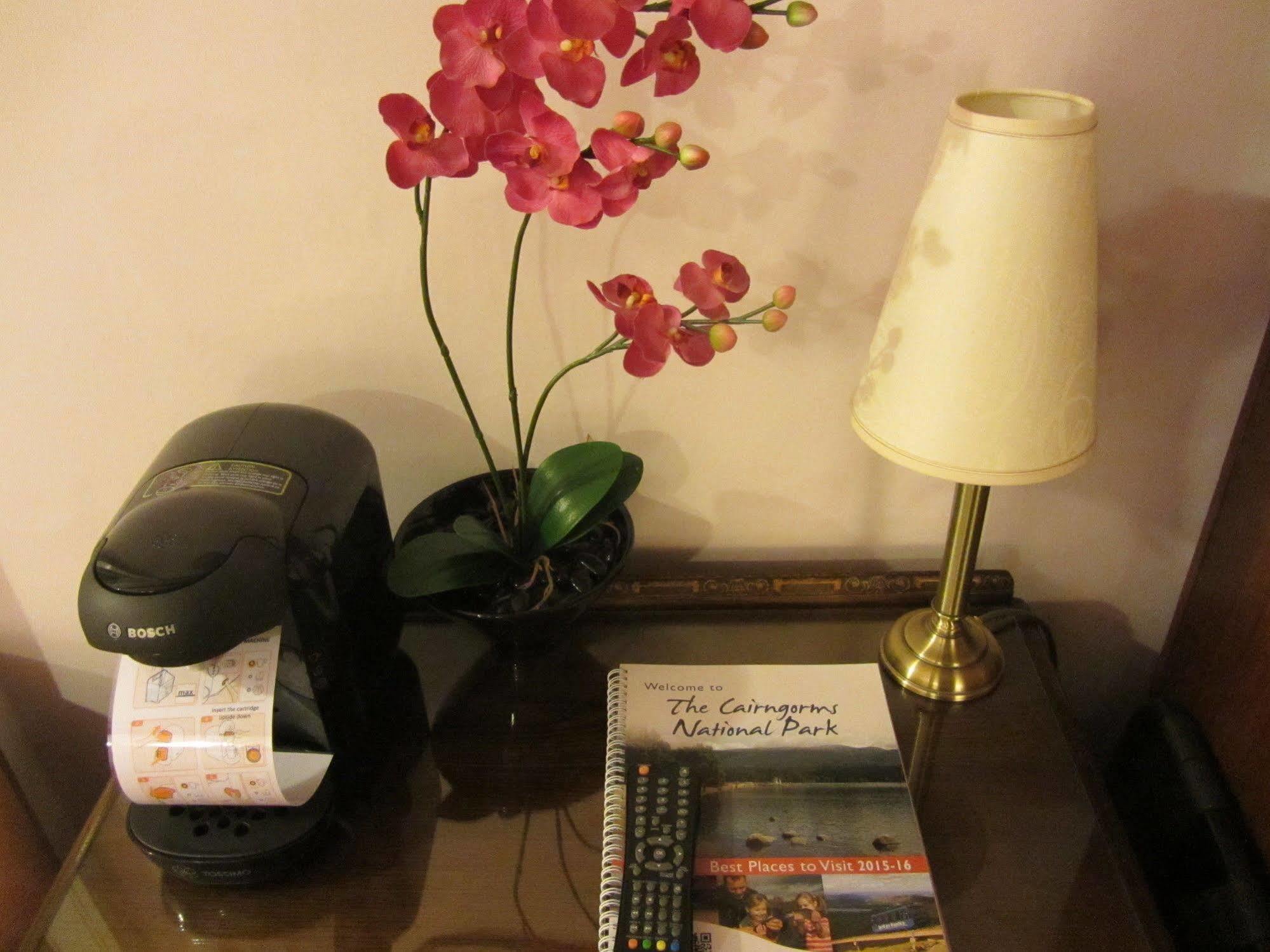 Rossmor Bed & Breakfast Grantown-on-Spey エクステリア 写真