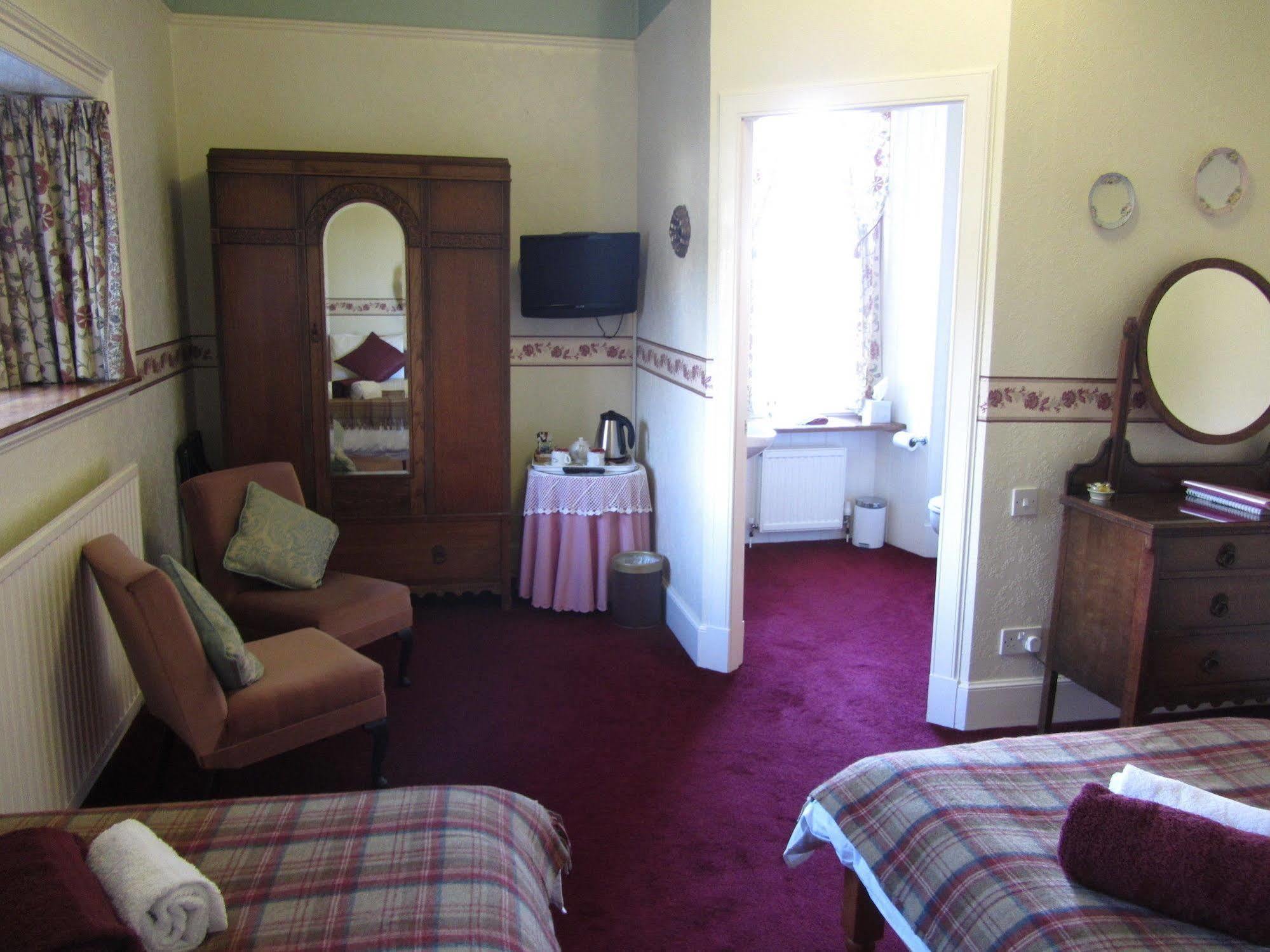 Rossmor Bed & Breakfast Grantown-on-Spey エクステリア 写真