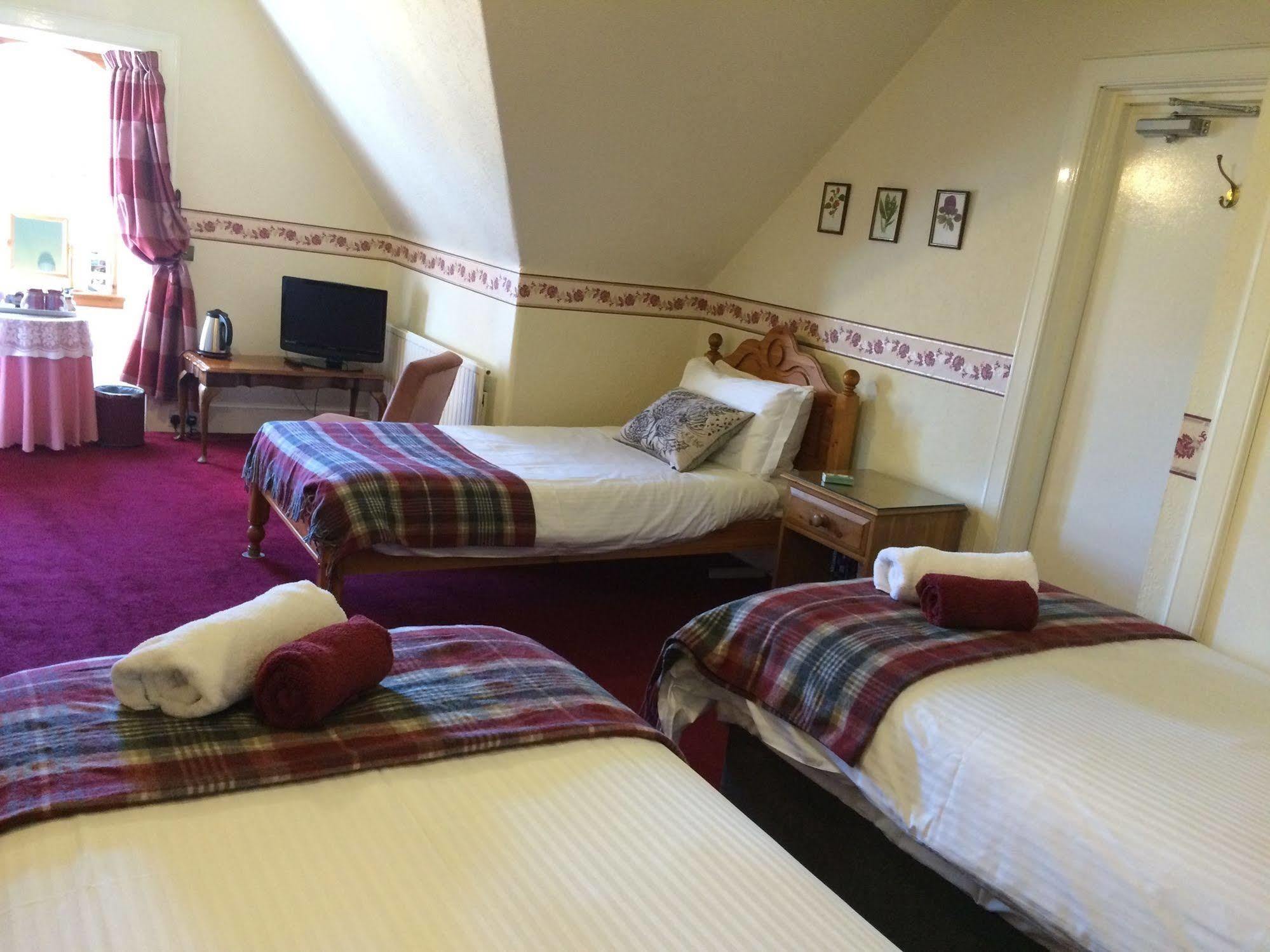 Rossmor Bed & Breakfast Grantown-on-Spey エクステリア 写真