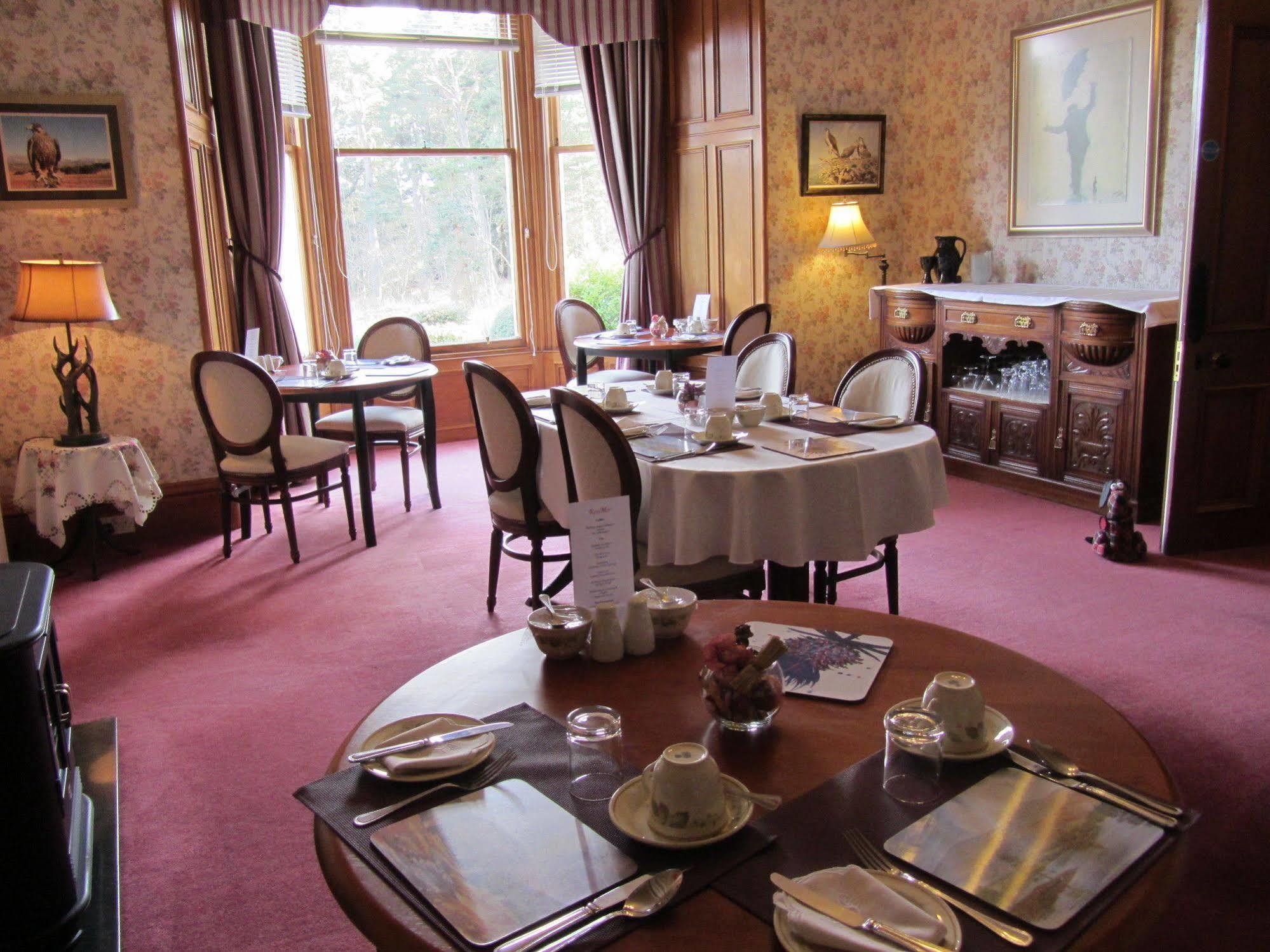 Rossmor Bed & Breakfast Grantown-on-Spey エクステリア 写真