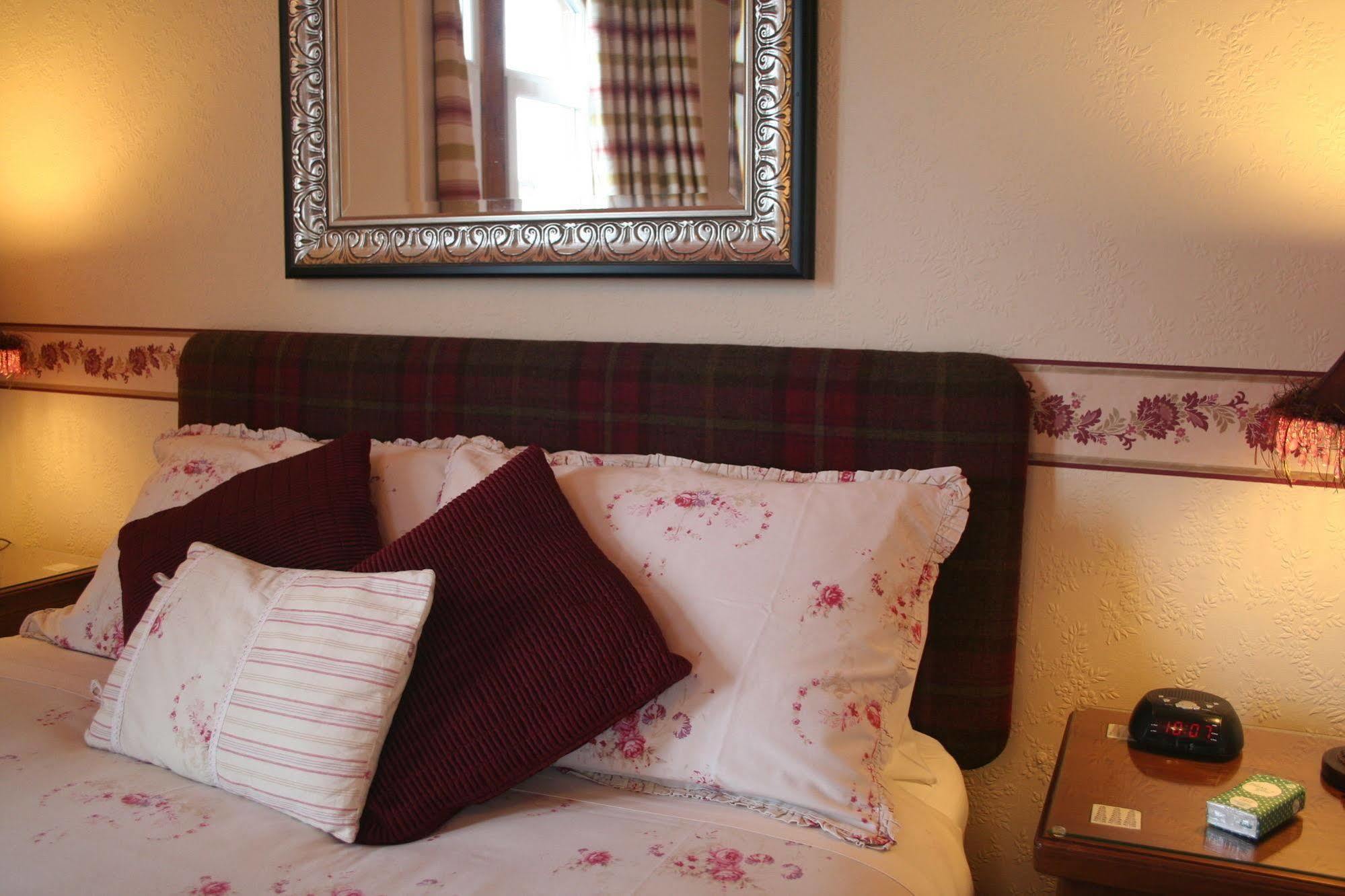 Rossmor Bed & Breakfast Grantown-on-Spey エクステリア 写真